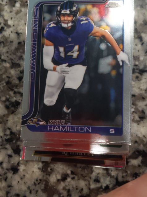 2025 Topps Chrome #29 Kyle Hamilton — front