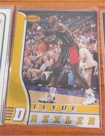 1996-97 Bowman's Best #75 Clyde Drexler — front