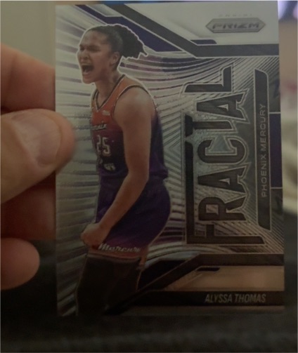2025 Panini Prizm WNBA #9 Alyssa Thomas Fractal — front