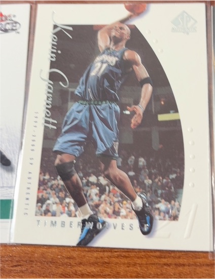 1999-00 SP Authentic #47 Kevin Garnett — front