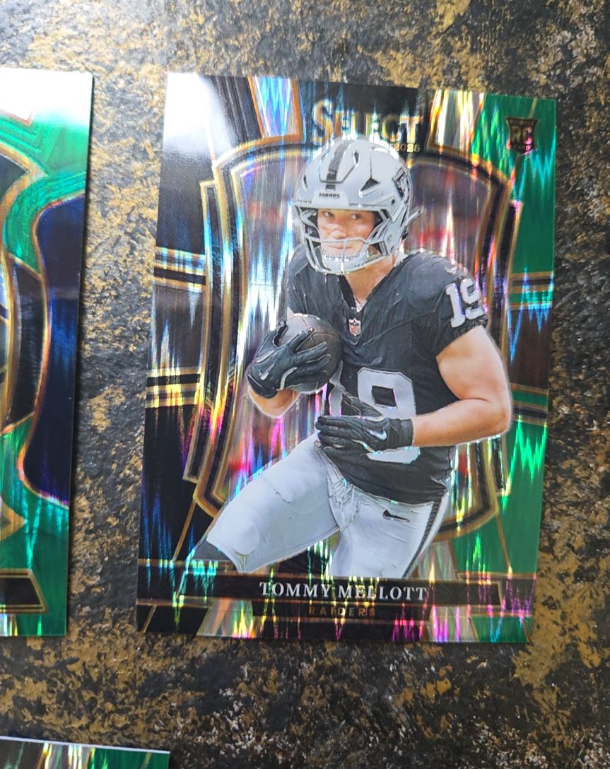 2025 Panini Select #106 Tommy Mellott — front