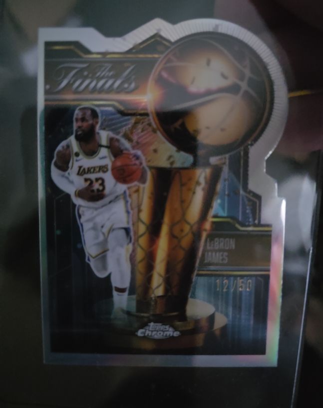 2025-26 Topps Chrome The Finals SSP LeBron James #127 — front