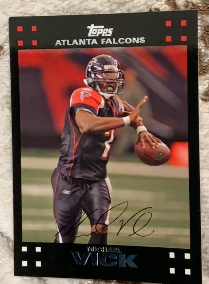 2007 Topps #4 Michael Vick Atlanta Falcons — front