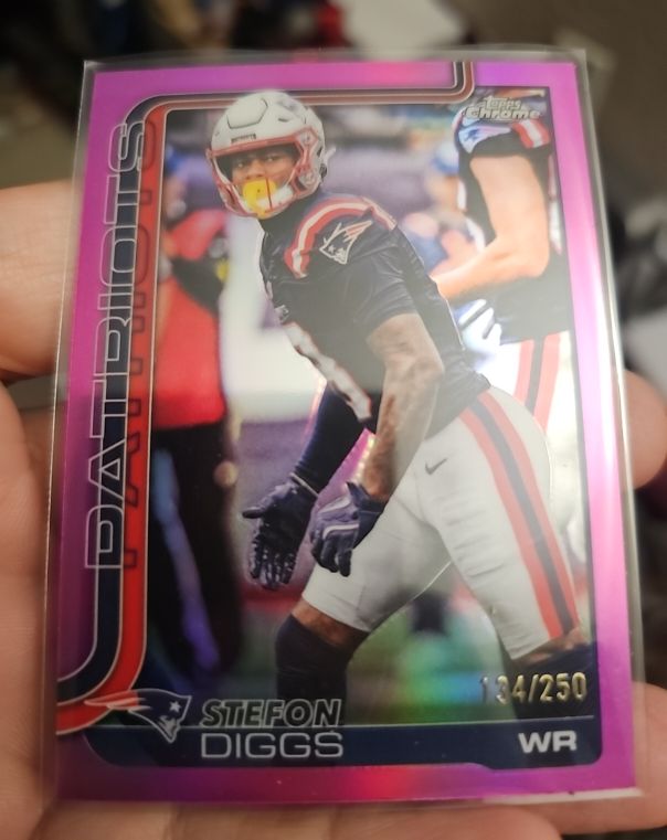 2025 Topps Chrome #205 Stefon Diggs Pink Refractor — front