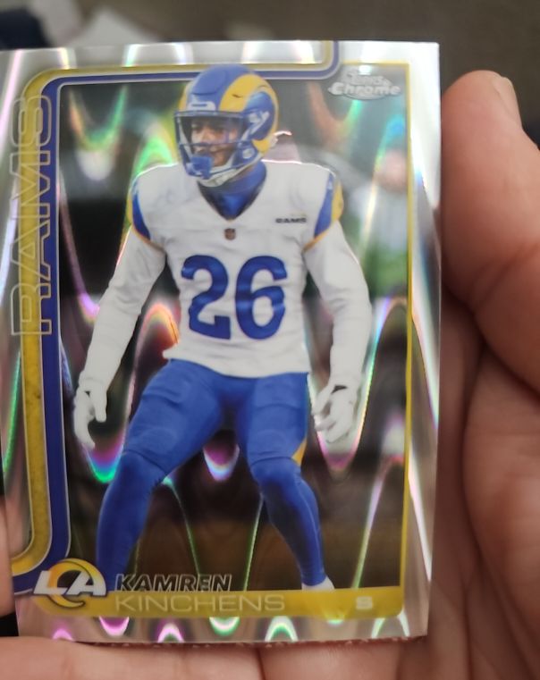 2025 Topps Chrome #174 Kamren Kinchens — front