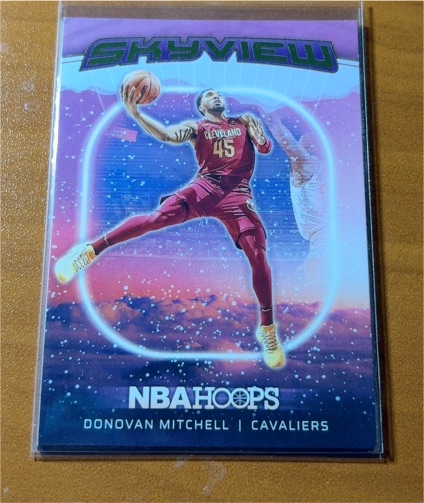 2024-25 Panini NBA Hoops Skyview #2 Donovan Mitchell — front