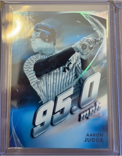 2019 Topps Fire Maximum Velocity #MV-4 Aaron Judge — front
