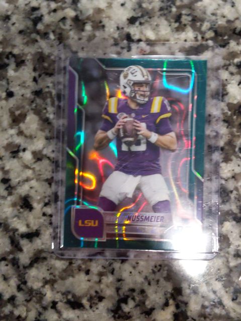 2025 Bowman University Chrome #189 Garrett Nussmeier — front