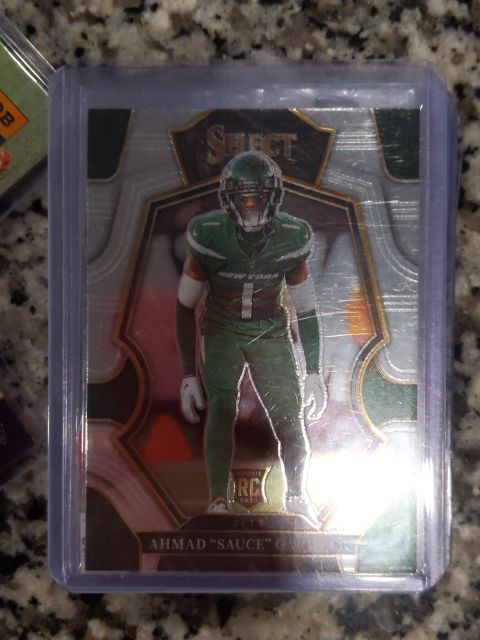 2022 Panini Select Premier Level #177 Ahmad "Sauce" Gardner Rookie — front