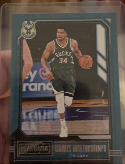 2020-21 Panini Chronicles Playbook #185 Giannis Antetokounmpo — front