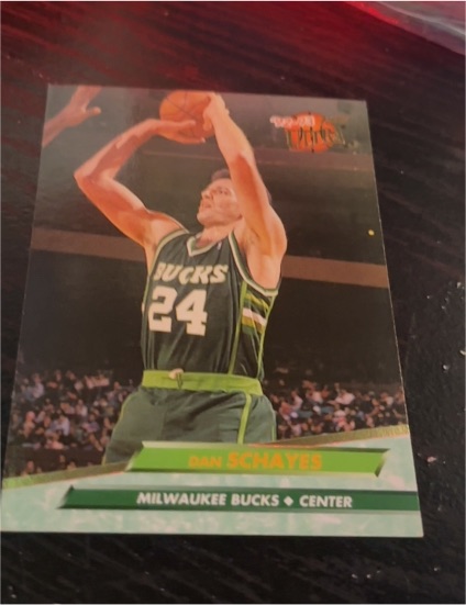 1992-93 Fleer Ultra #302 Dan Schayes — front