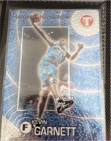 2002-03 Topps Pristine #32 Kevin Garnett — front