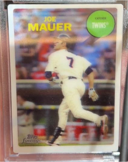 2011 Topps Lineage Topps 3D #NNO Joe Mauer — front