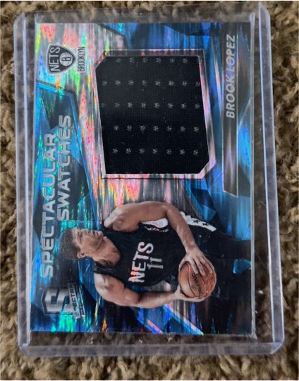 2016-17 Panini Spectra Spectacular Swatches #6 Brook Lopez — front