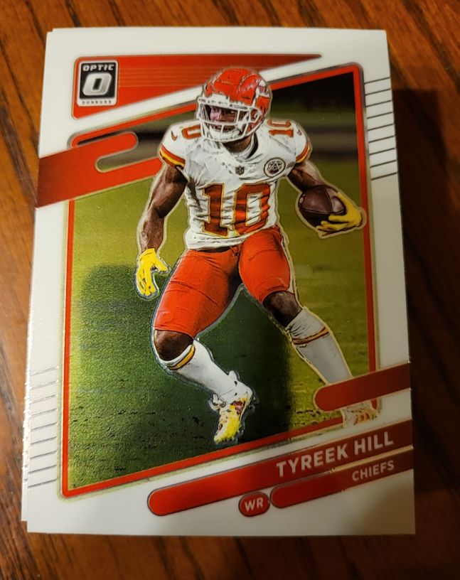 2021 Donruss Optic Football #32 Tyreek Hill — front