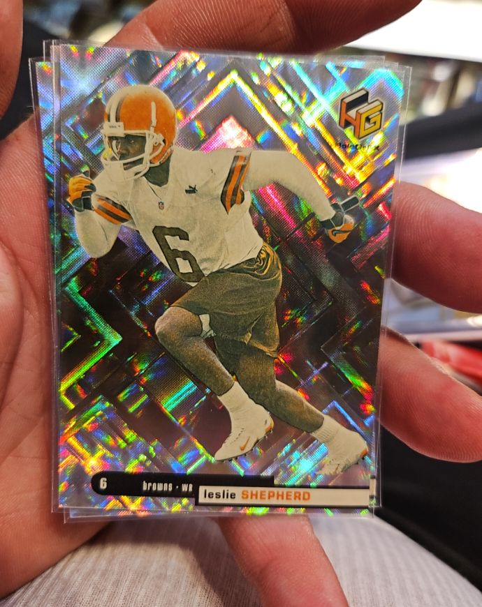 1999 Upper Deck HoloGrFX #10 Leslie Shepherd — front