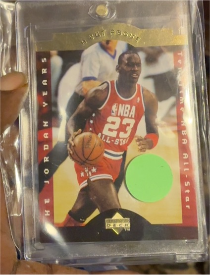 1996-97 Upper Deck Collector's Choice #CA5 Michael Jordan A Cut Above — front