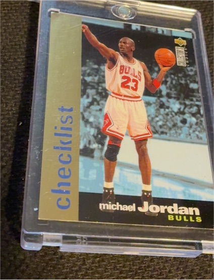 1995-96 Upper Deck Collector's Choice #200 Michael Jordan Bulls Checklist — front