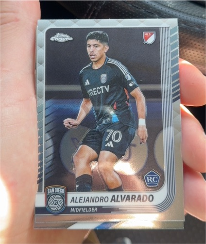 2025 Topps Chrome MLS #27 Alejandro Alvarado — front