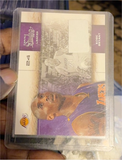 2009-10 Panini Studio #3 Kobe Bryant — front