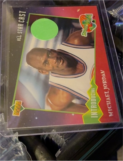 1996 Upper Deck Space Jam #81 Michael Jordan Introducing All Star Cast — front