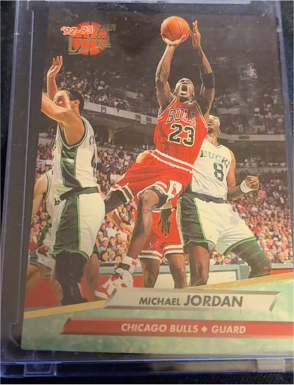 1992-93 Fleer Ultra #27 Michael Jordan — front