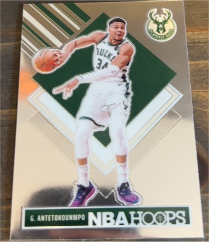 2024 Panini NBA Hoops #285 Giannis Antetokounmpo — front