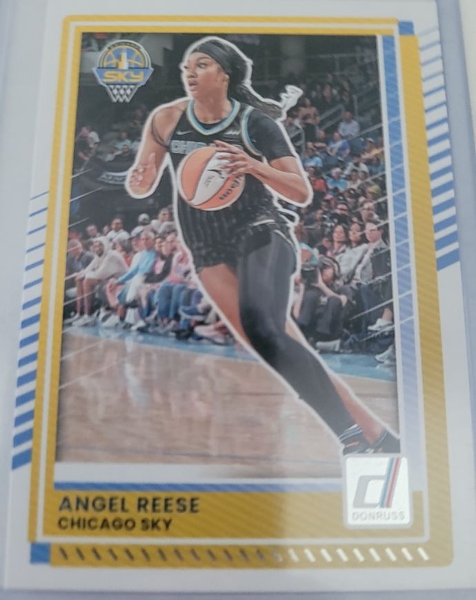 2025 Panini Donruss WNBA #71 Angel Reese — front