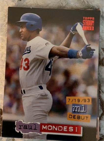 1994 Topps Stadium Club #390 Raul Mondesi — front