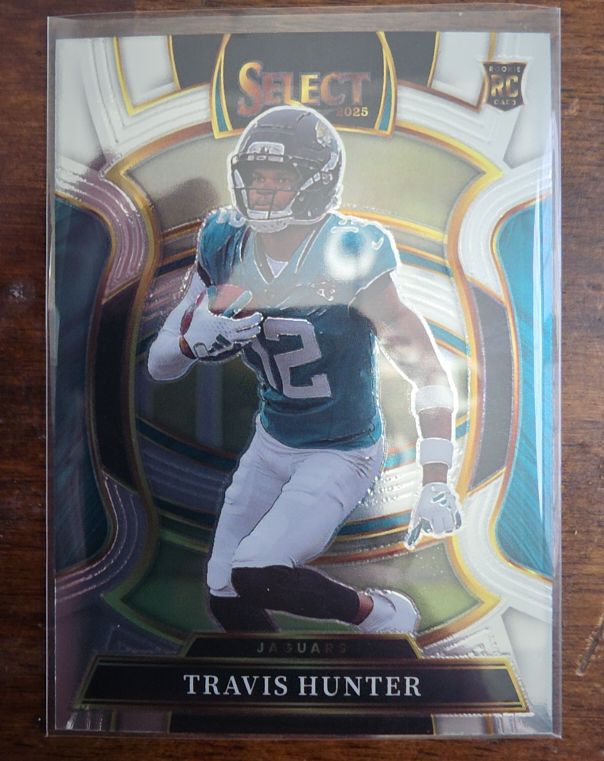 2025 Panini Select #28 Travis Hunter — front