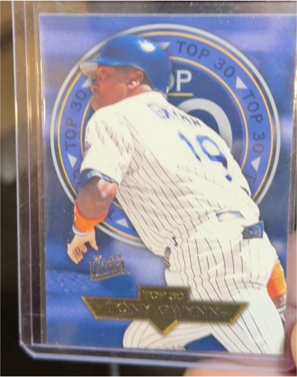 1997 Fleer Ultra Top 30 #12 Tony Gwynn — front