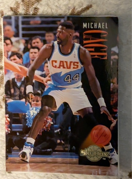 1994-95 SkyBox Premium #219 Michael Cage — front