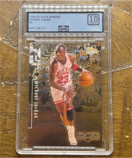 1998 Upper Deck Black Diamond #4 Michael Jordan — front