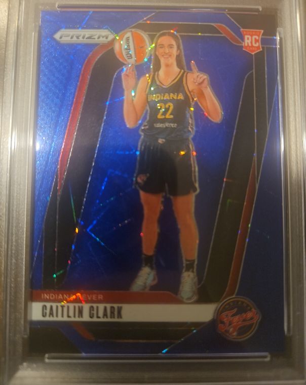 2024 Panini Prizm WNBA #145 Caitlin Clark Blue Velocity Rookie — front