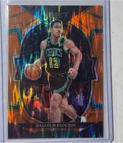 2022-23 Panini Select #11 Malcolm Brogdon — front