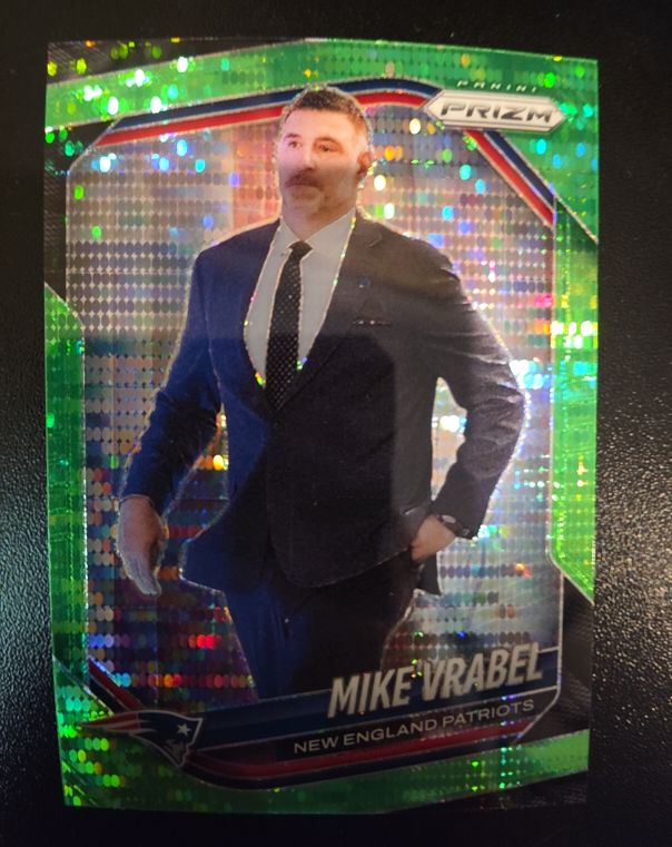 2025 Panini Prizm #110 Mike Vrabel — front