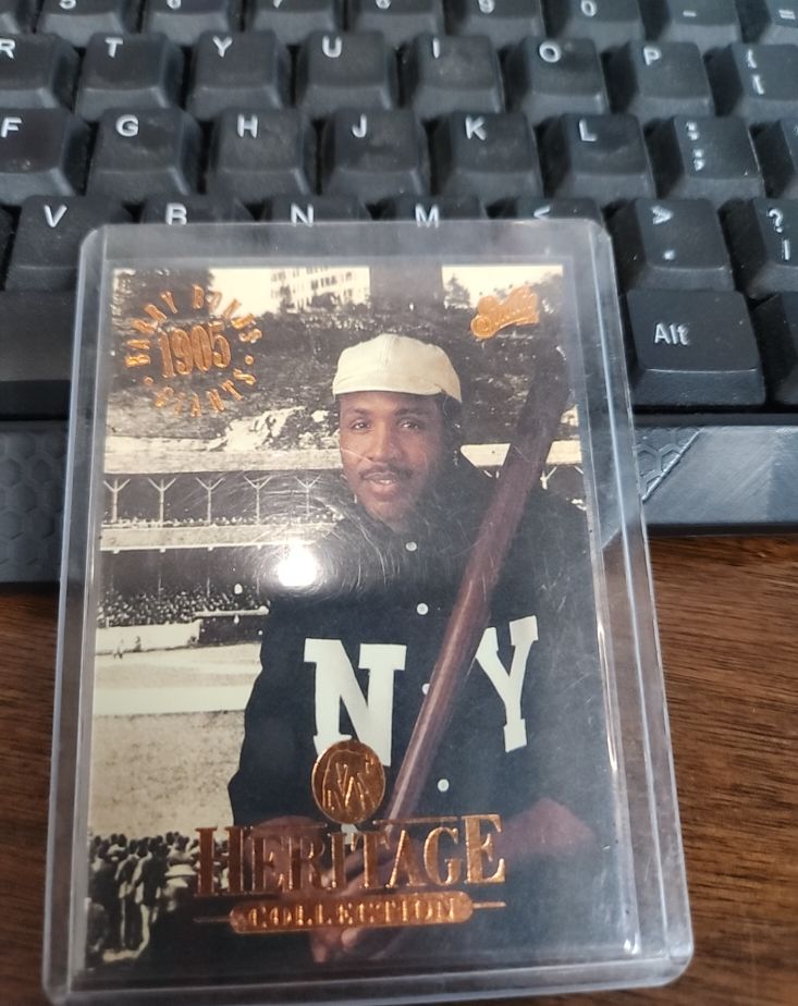 1994 Donruss Studio Heritage Collection #1 Barry Bonds — front