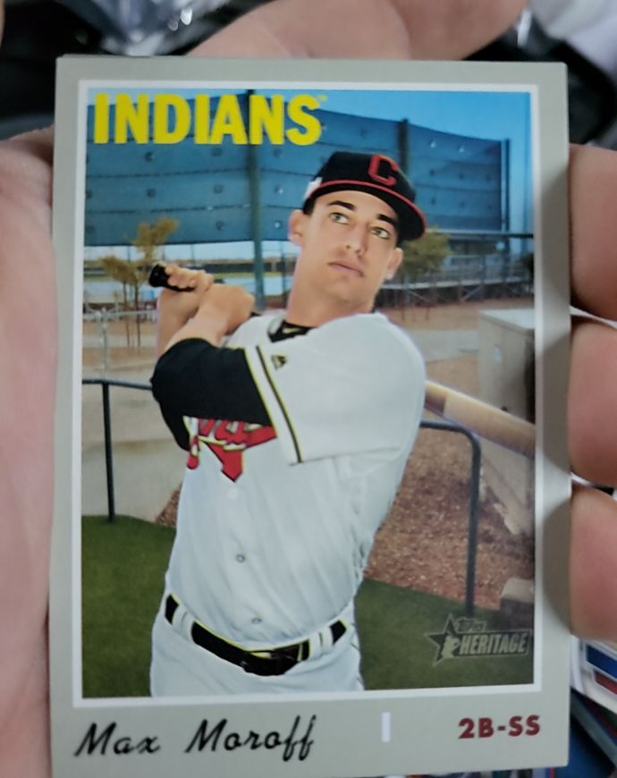 2019 Topps Heritage #671 Max Moroff — front