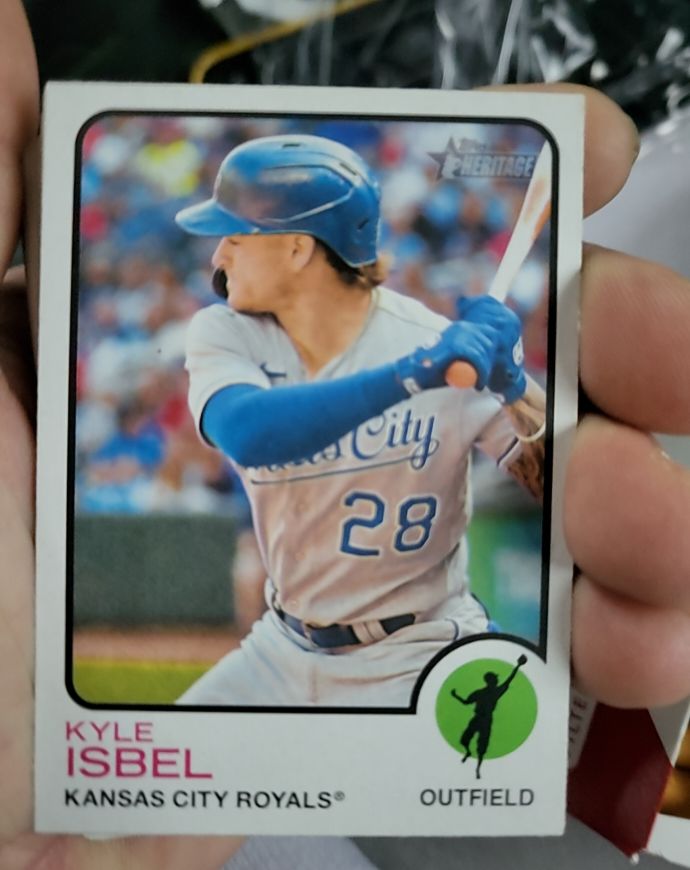 2022 Topps Heritage #517 Kyle Isbel — front