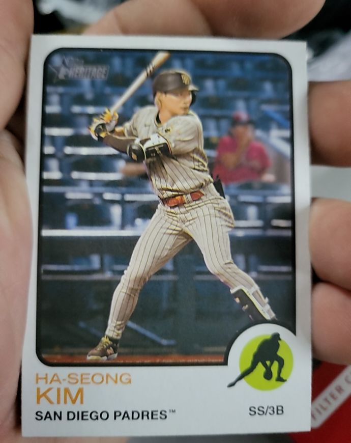 2022 Topps Heritage High Number #542 Ha-Seong Kim — front