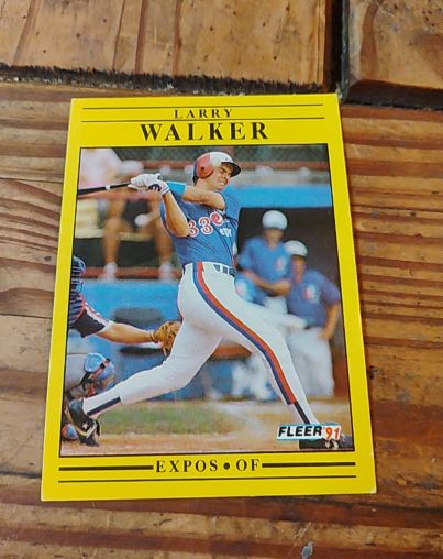 1991 Fleer #250 Larry Walker — front