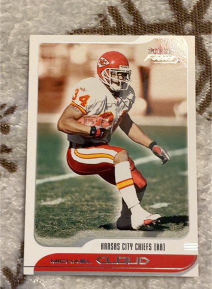 2001 Fleer Focus #36 Michael Cloud — front