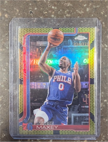 2025-26 Topps Chrome #185 Tyrese Maxey — front
