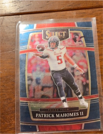 2022 Panini Select Draft Picks #26 Patrick Mahomes II — front