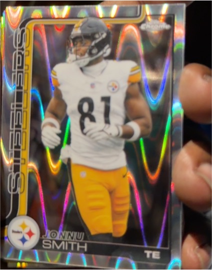 2025 Topps Chrome Football #257 Jonnu Smith — front
