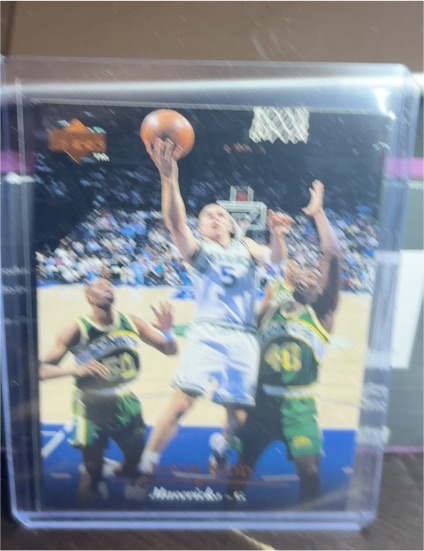 1995-96 Upper Deck #105 Jason Kidd — front