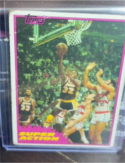 1981-82 Topps #109W Magic Johnson Super Action — front