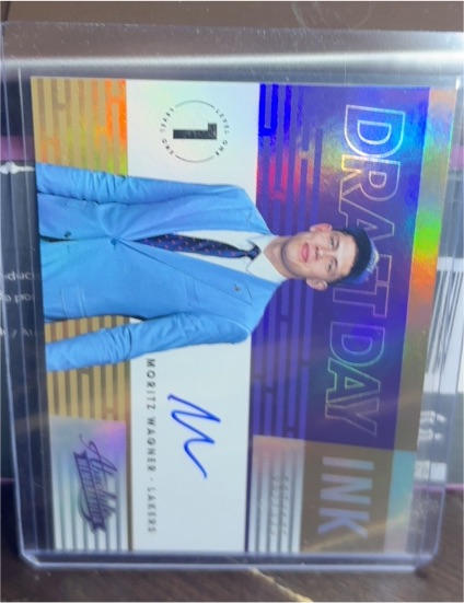 2018-19 Panini Absolute Memorabilia Draft Day Ink #DDMWG Moritz Wagner — front