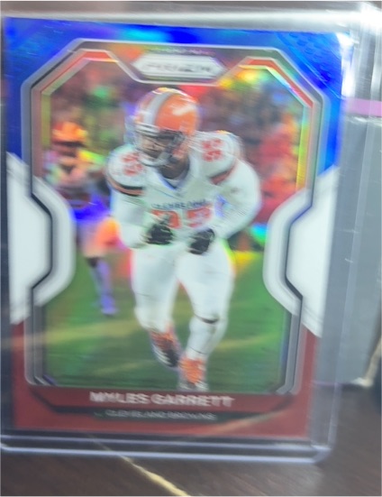 2020 Panini Prizm #62 Myles Garrett — front