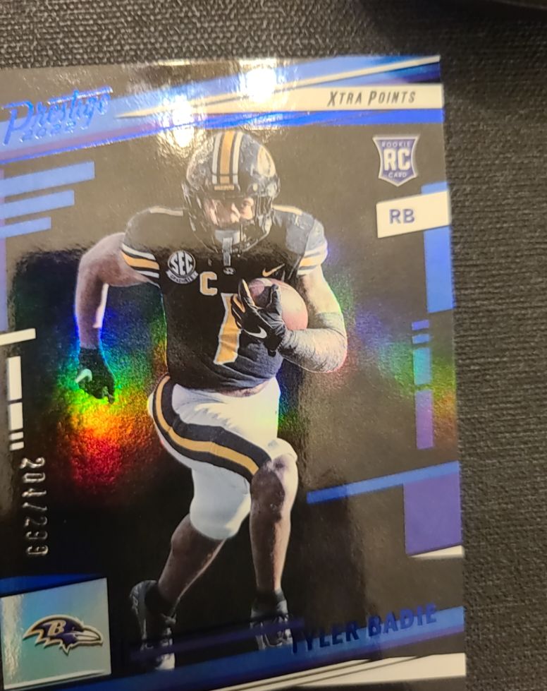 2022 Panini Prestige #377 Tyler Badie Xtra Points Green Parallel — front